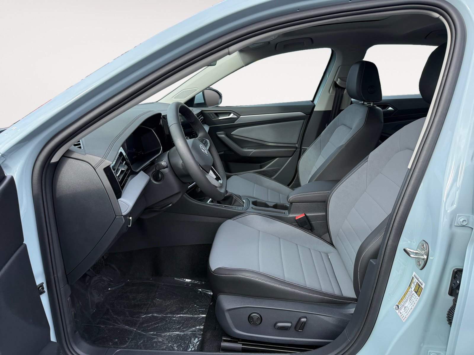 New 2027 Volkswagen Jetta SE FWD image 10