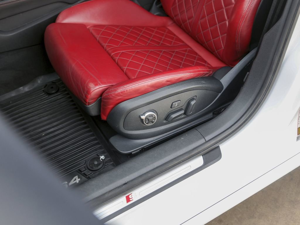 Used 2018 Audi S4 Prestige w/ Prestige Package image 17