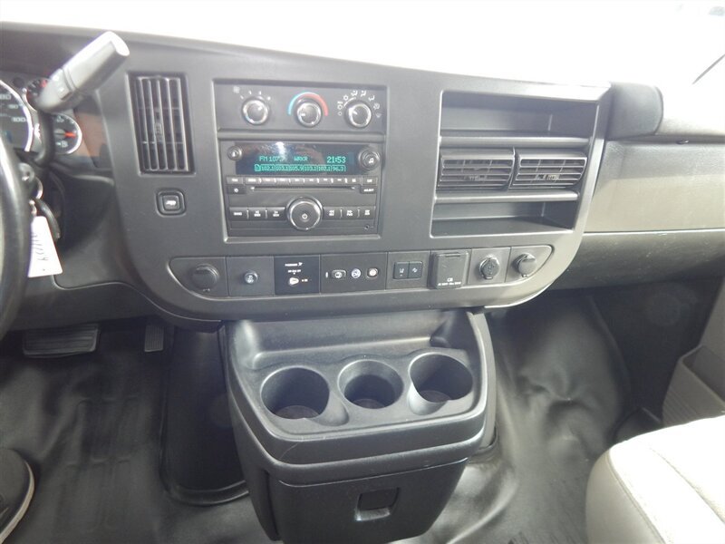 Used 2019 Chevrolet Express 3500 LT w/ LT Preferred Equipment Group RWD image 28