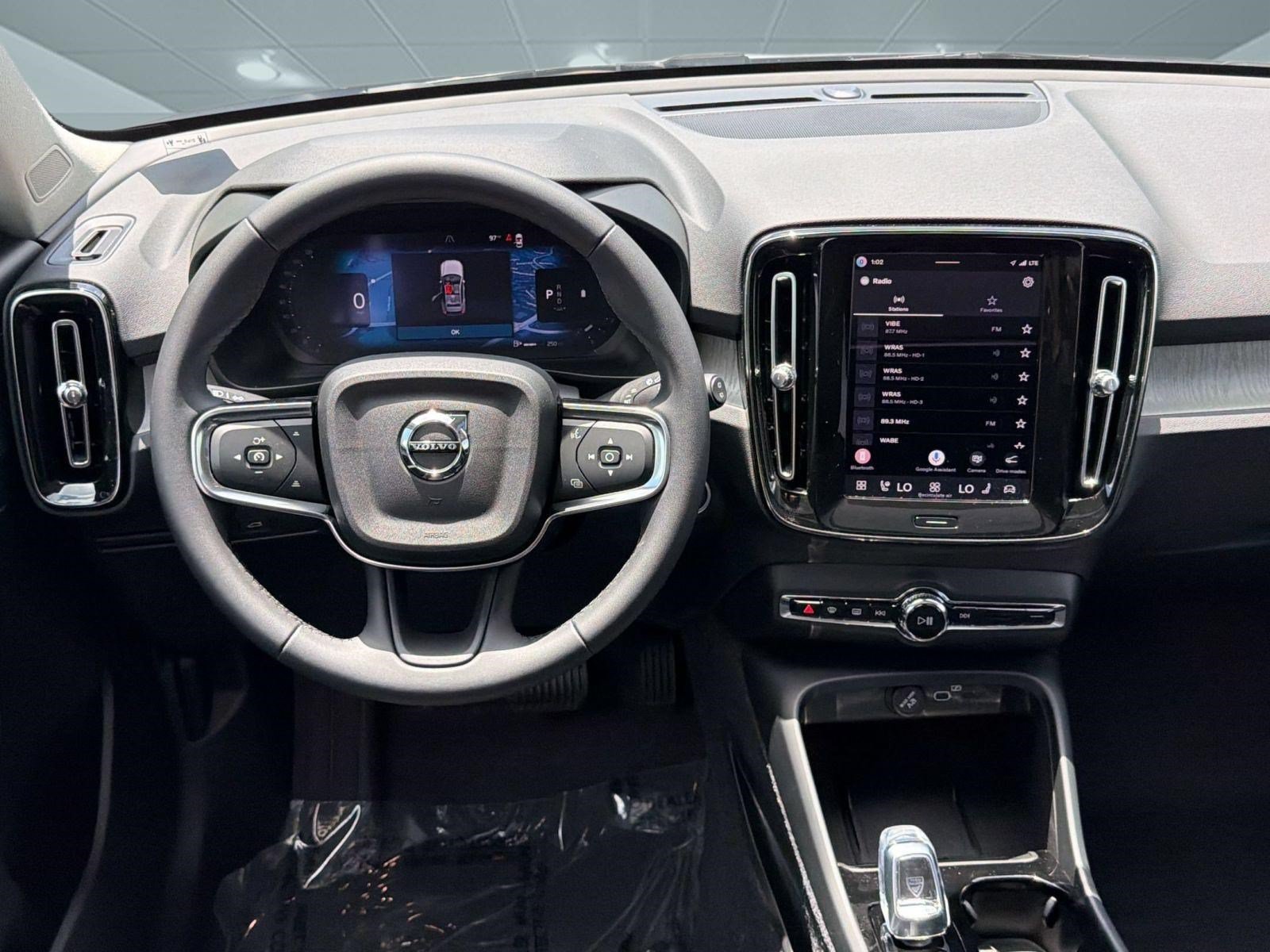 New 2026 Volvo XC40 B5 Plus w/ Climate Package AWD/4WD image 27
