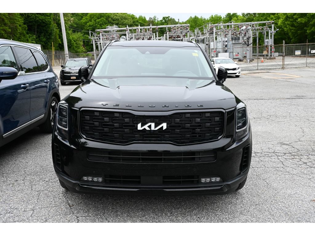 Used 2022 Kia Telluride SX w/ Nightfall Edition Package AWD/4WD image 3