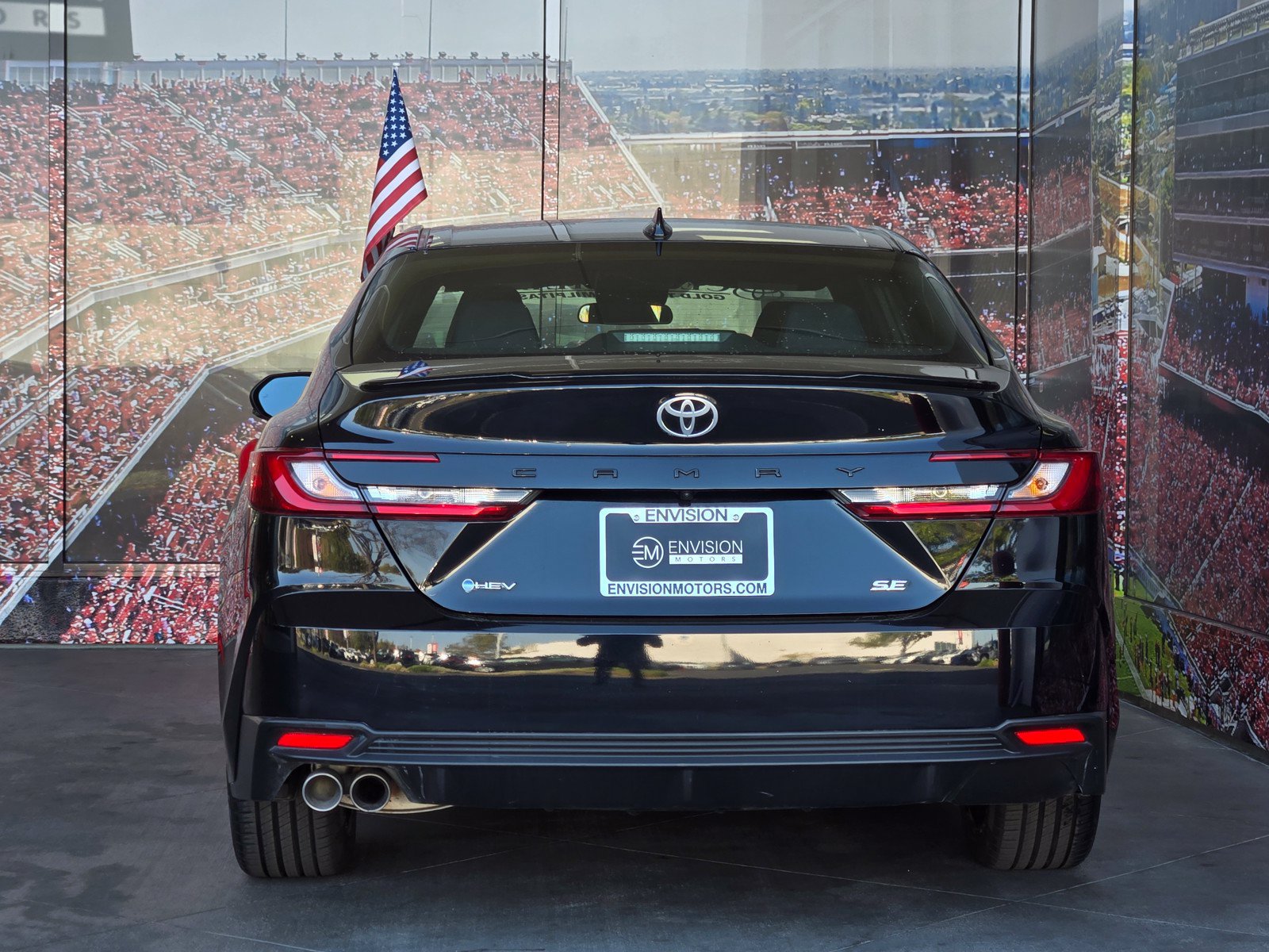 Certified 2025 Toyota Camry SE FWD image 6
