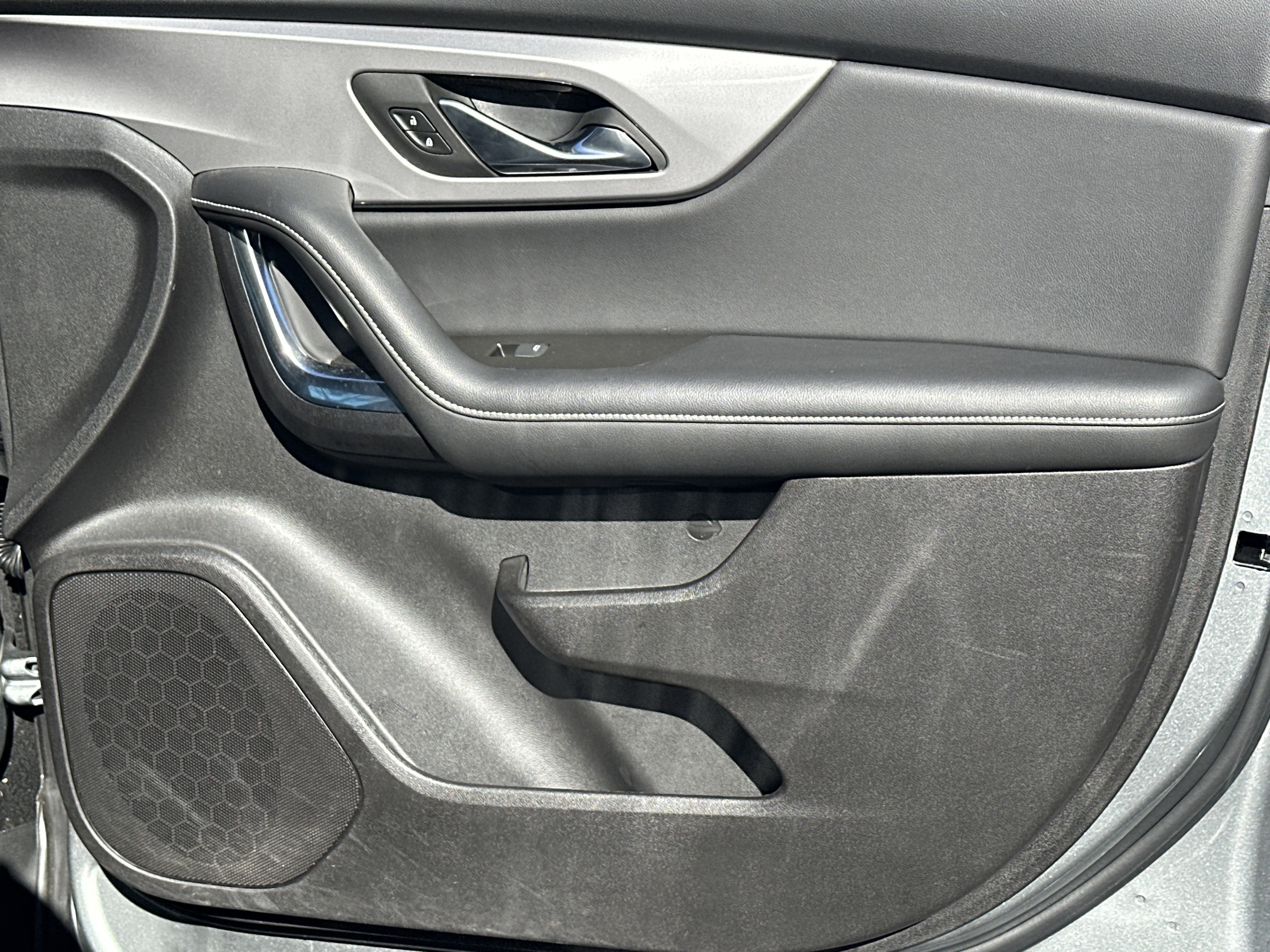 Certified 2024 Chevrolet Blazer LT w/ Convenience Package image 16