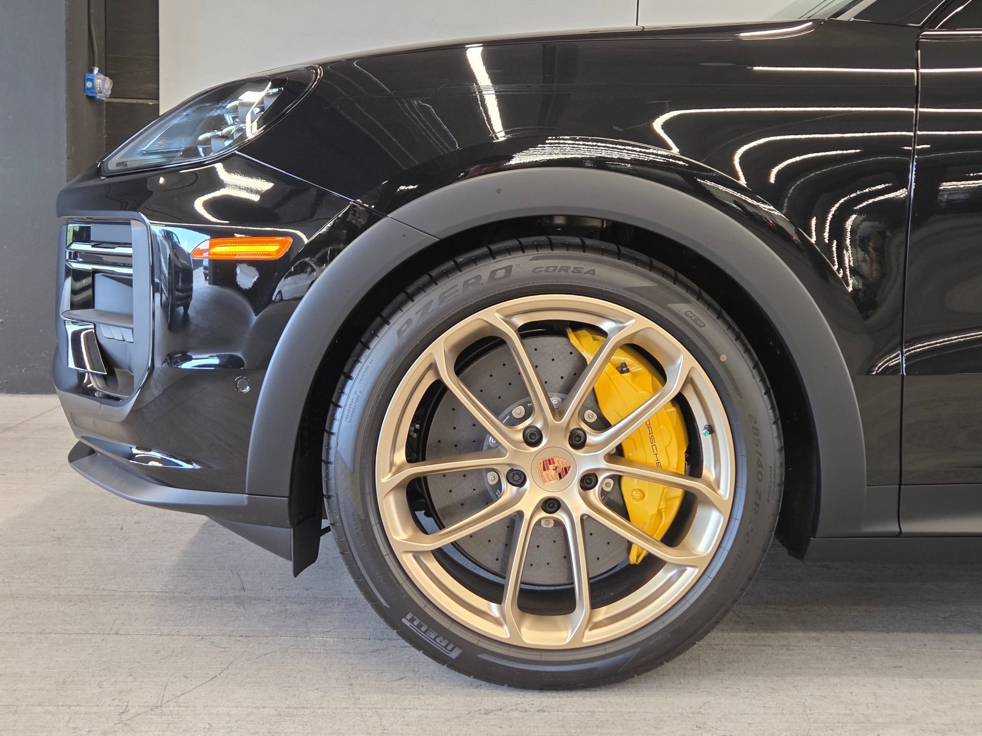 New 2026 Porsche Cayenne Turbo GT AWD/4WD image 9