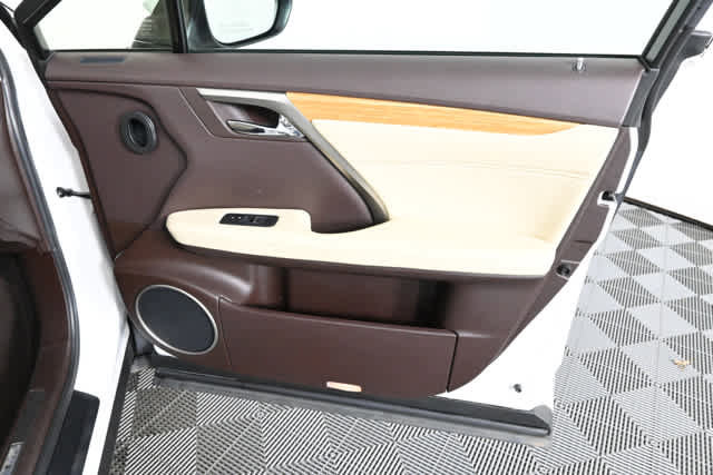 Used 2018 Lexus RX 450hL Premium w/ Premium Package image 13