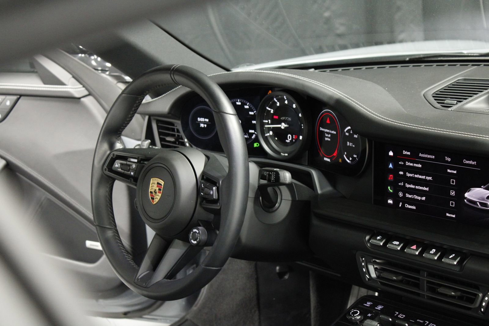 Certified 2024 Porsche 911 Carrera 4 GTS AWD/4WD image 36