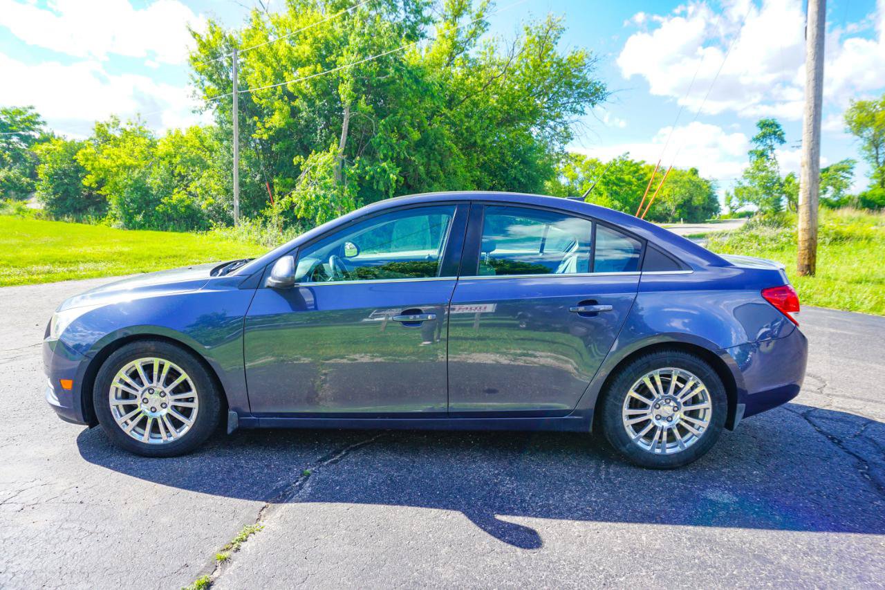Used 2013 Chevrolet Cruze Eco FWD image 6
