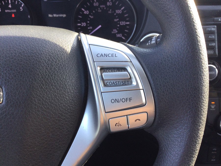 Used 2015 Nissan Rogue SV w/ SV Premium Package image 27