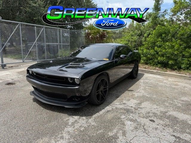 Used 2016 Dodge Challenger SXT RWD video 1