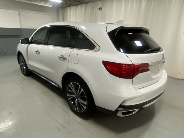 Used 2020 Acura MDX w/ Technology Package AWD/4WD image 2