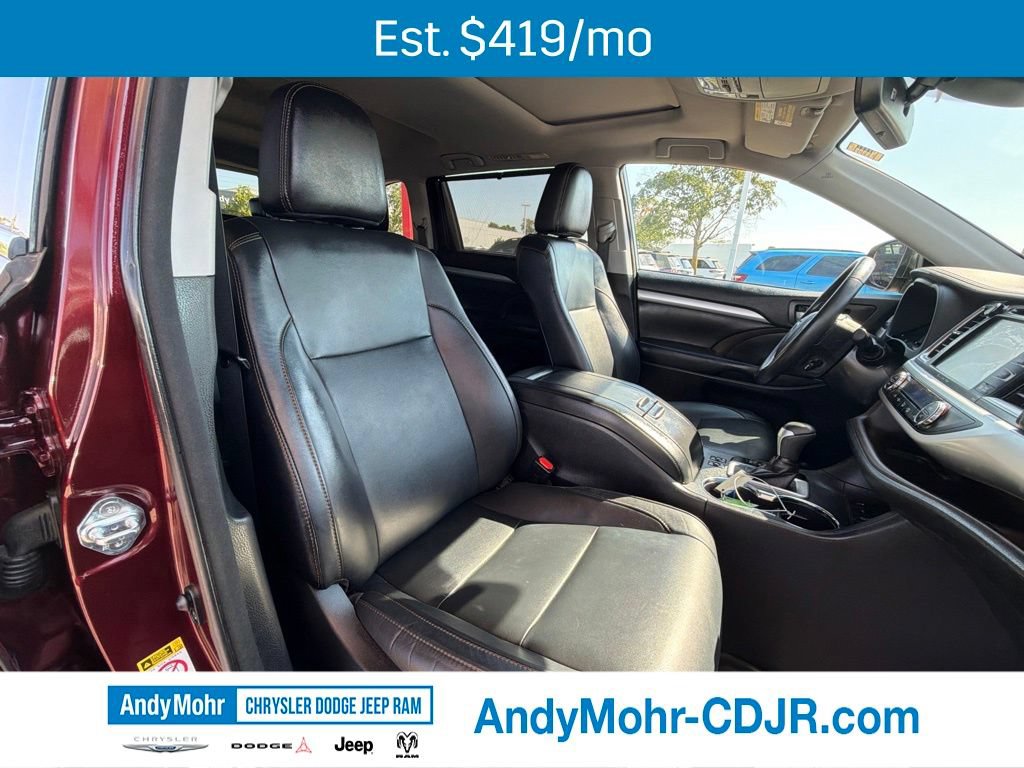 Used 2017 Toyota Highlander XLE AWD/4WD image 28
