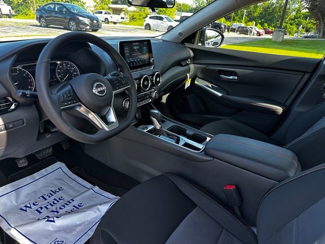 New 2025 Nissan Sentra SR w/ Midnight Edition image 20