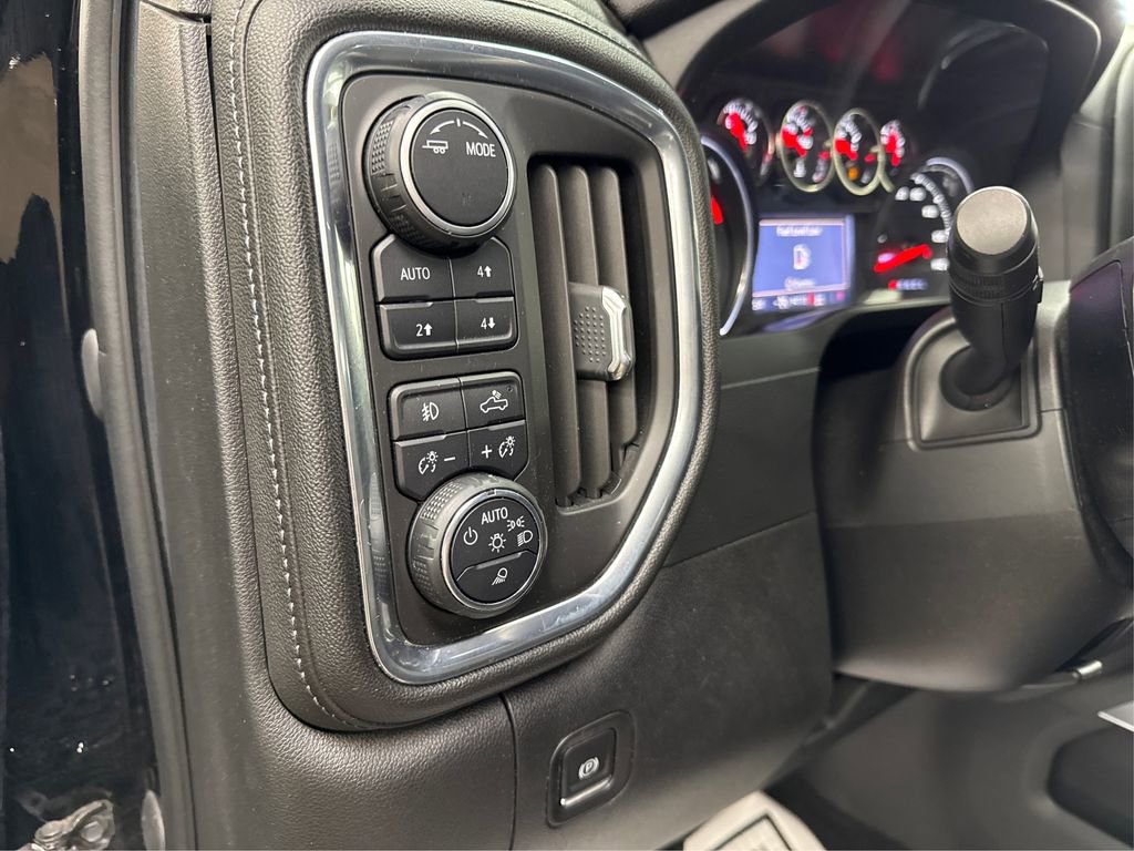 Used 2020 Chevrolet Silverado 2500 LTZ w/ LTZ Plus Package image 37