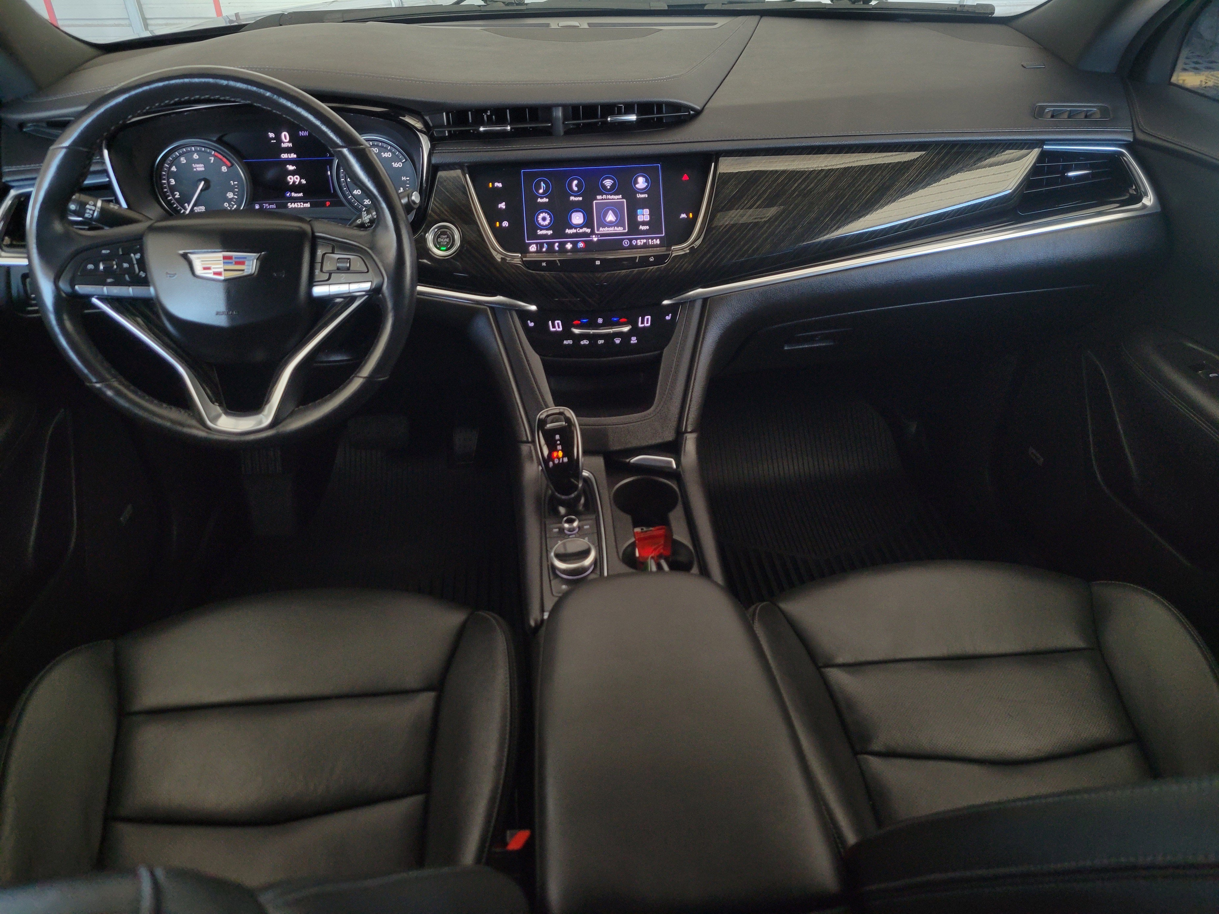 Used 2020 Cadillac XT6 Premium Luxury image 12