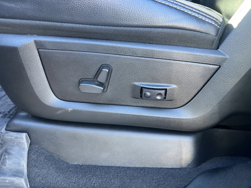 Used 2022 RAM 2500 Laramie w/ Night Edition image 21