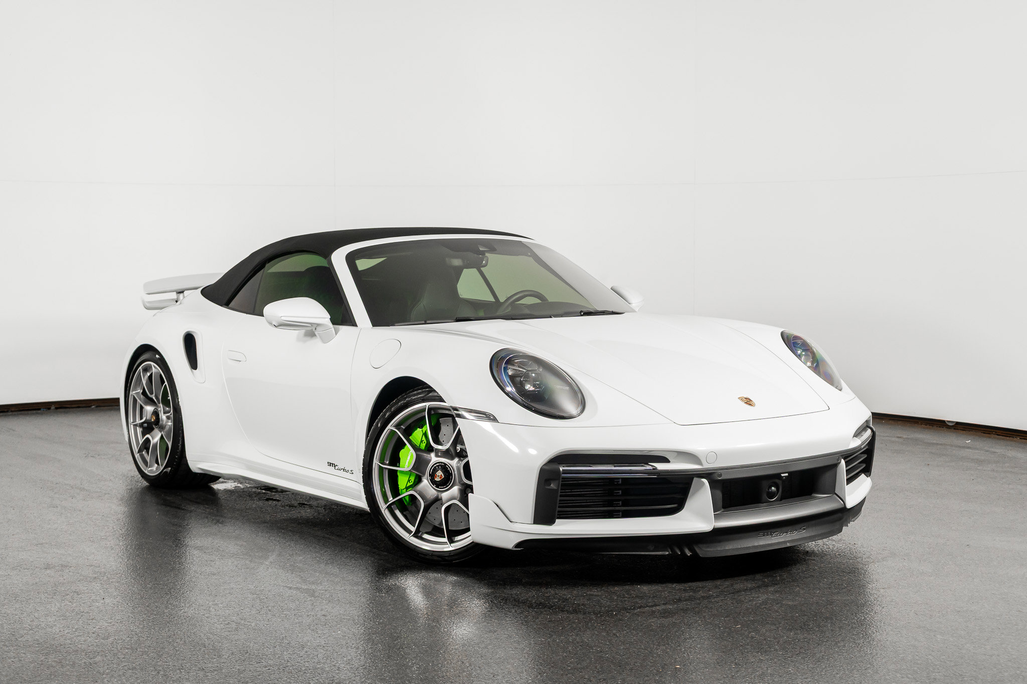 Used 2023 Porsche 911 Turbo S image 4