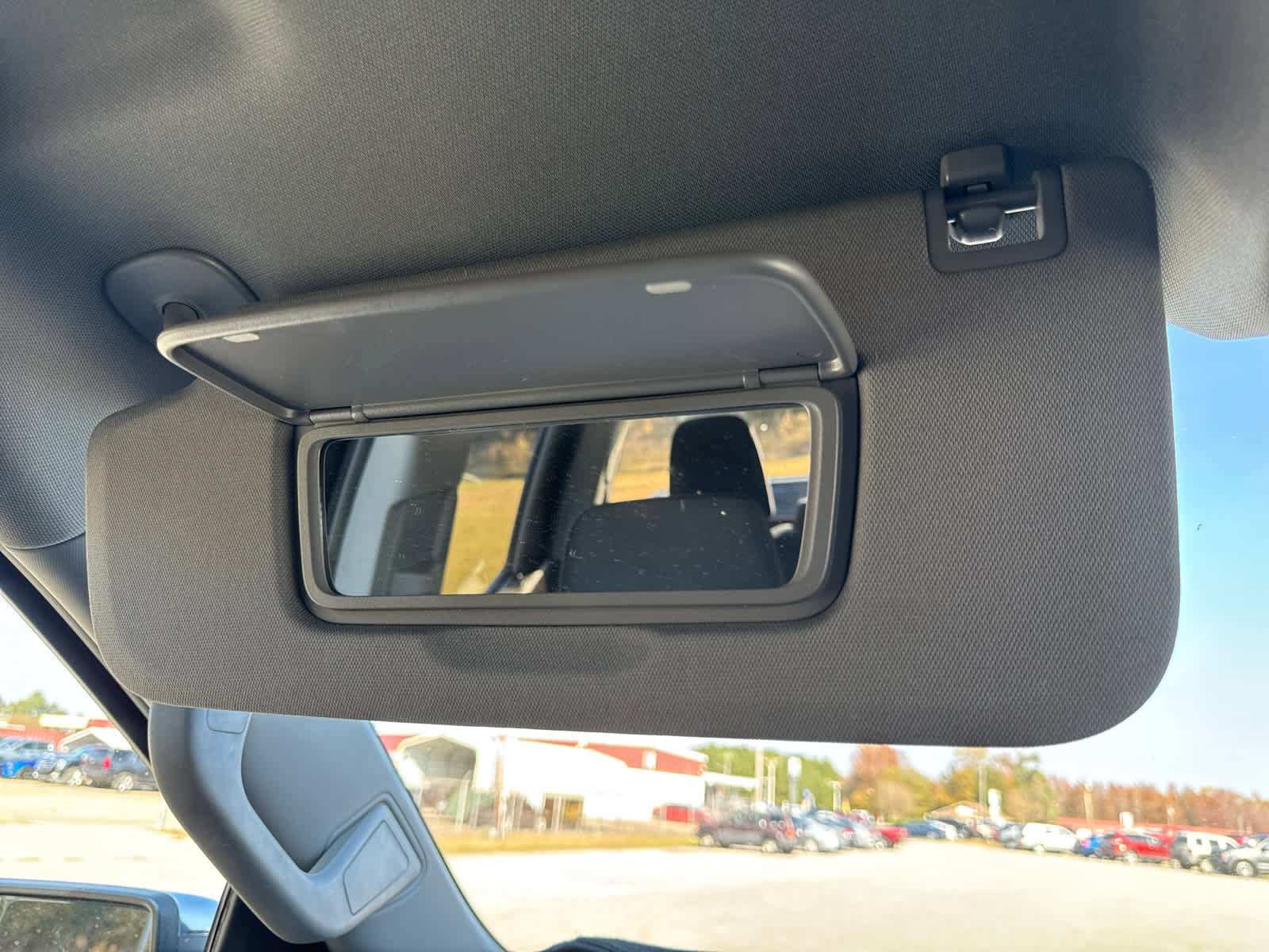 Used 2023 Chevrolet Silverado 1500 LT image 27