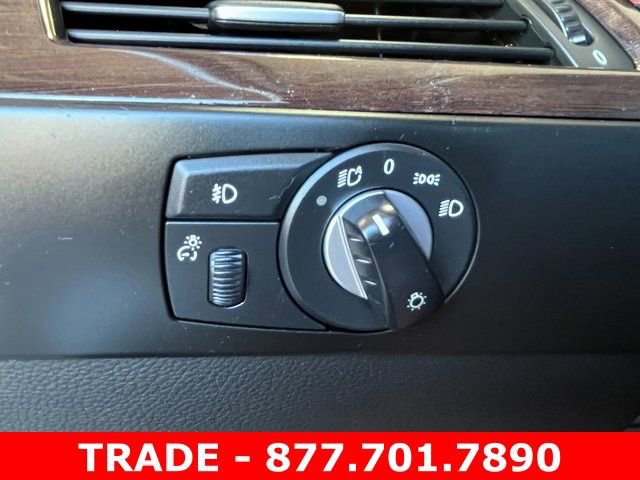 Used 2010 BMW 535i xDrive Wagon image 15