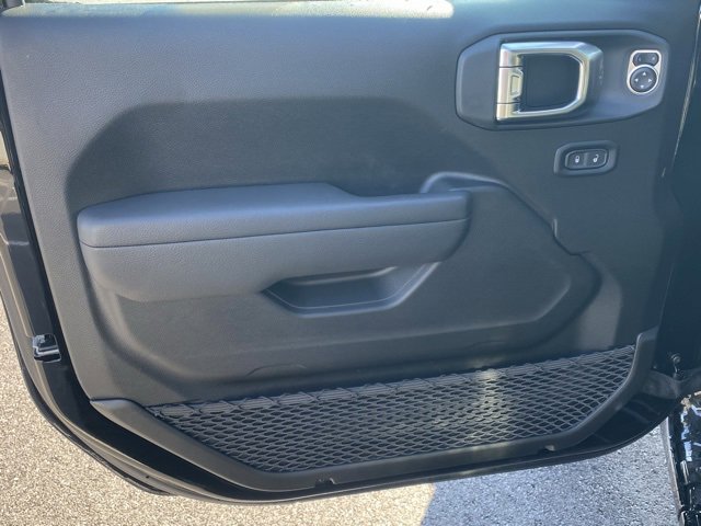 New 2026 Jeep Gladiator Sport image 12