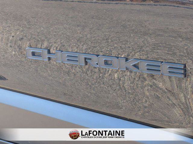 Certified 2023 Jeep Cherokee Altitude Lux image 10