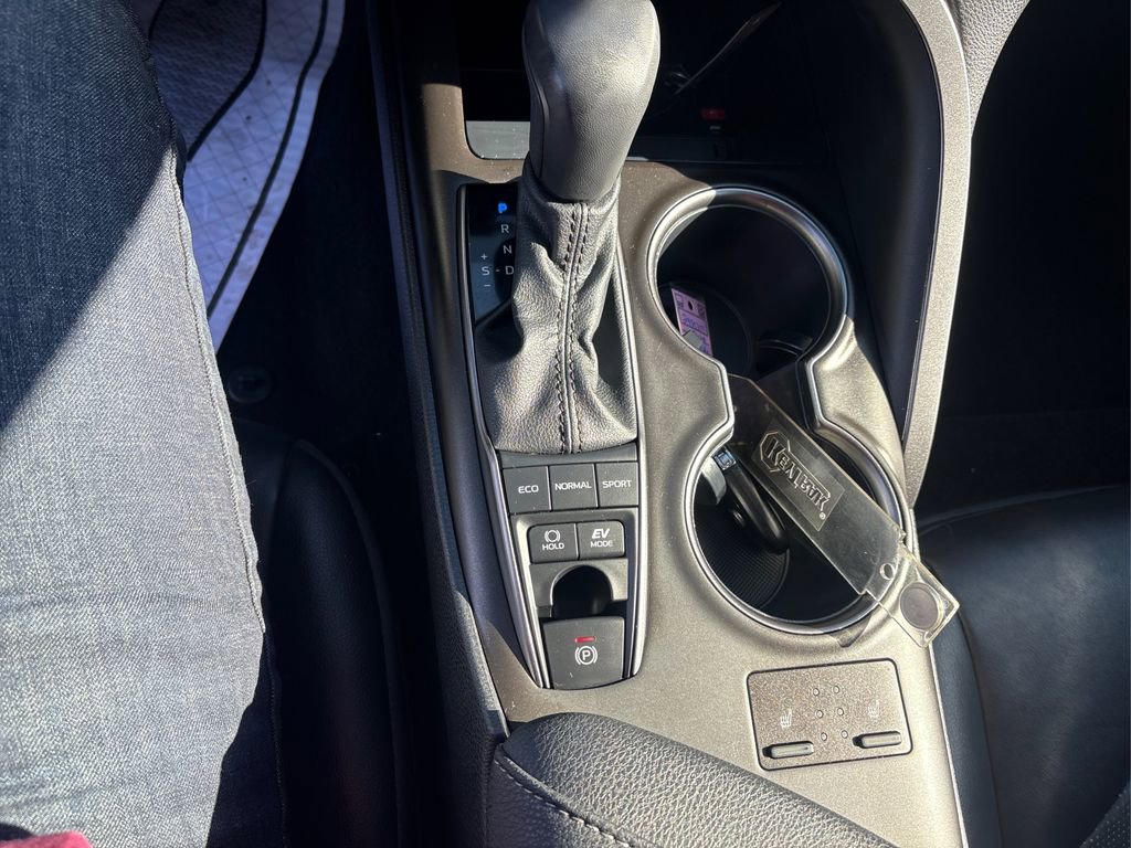 Used 2021 Toyota Camry XSE w/ Navigation Upgrade Package image 27