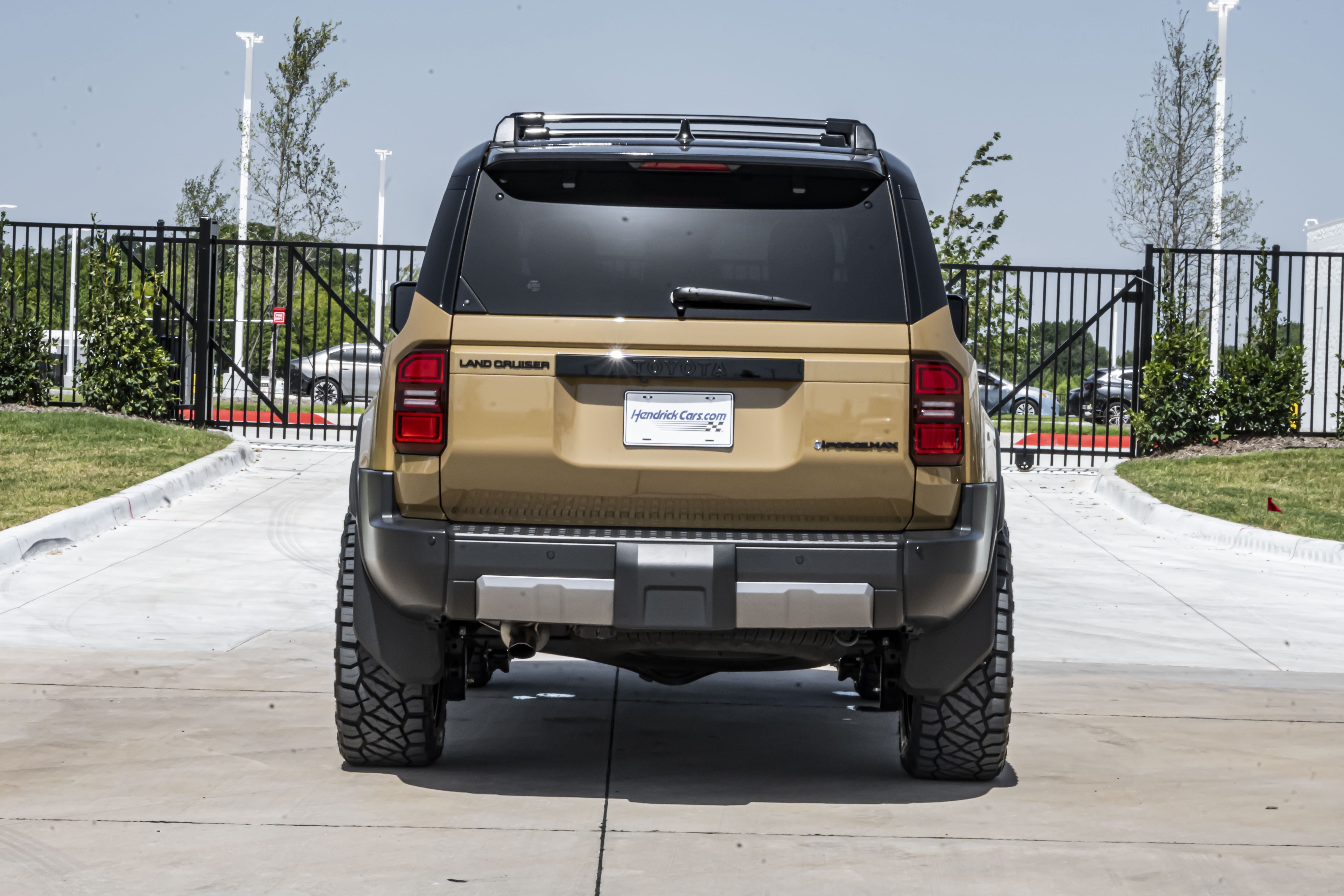 Used 2026 Toyota Land Cruiser w/ Premium Package AWD/4WD image 10