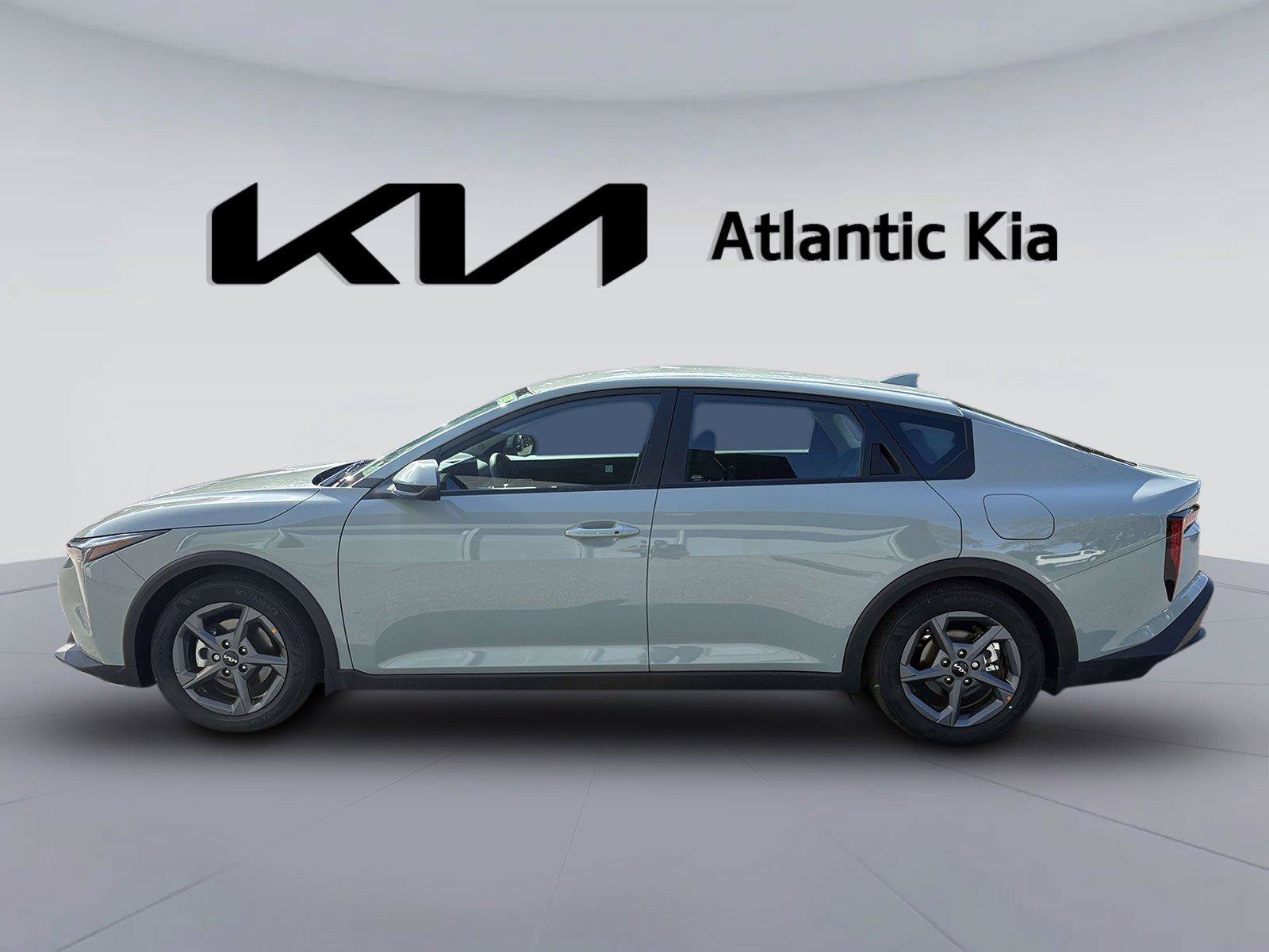 Certified 2025 Kia K4 FWD image 11