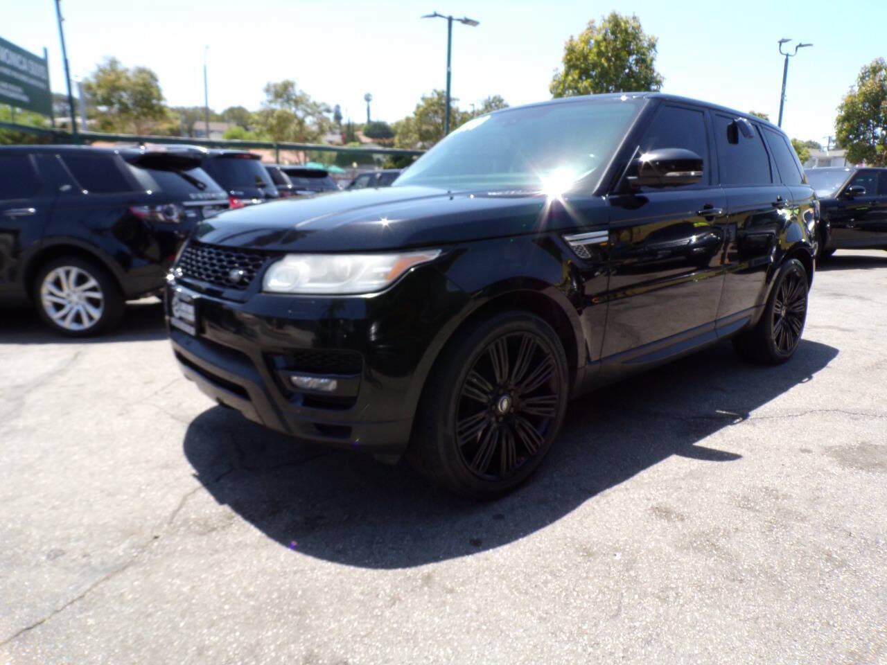 Used 2014 Land Rover Range Rover Sport HSE AWD/4WD image 2