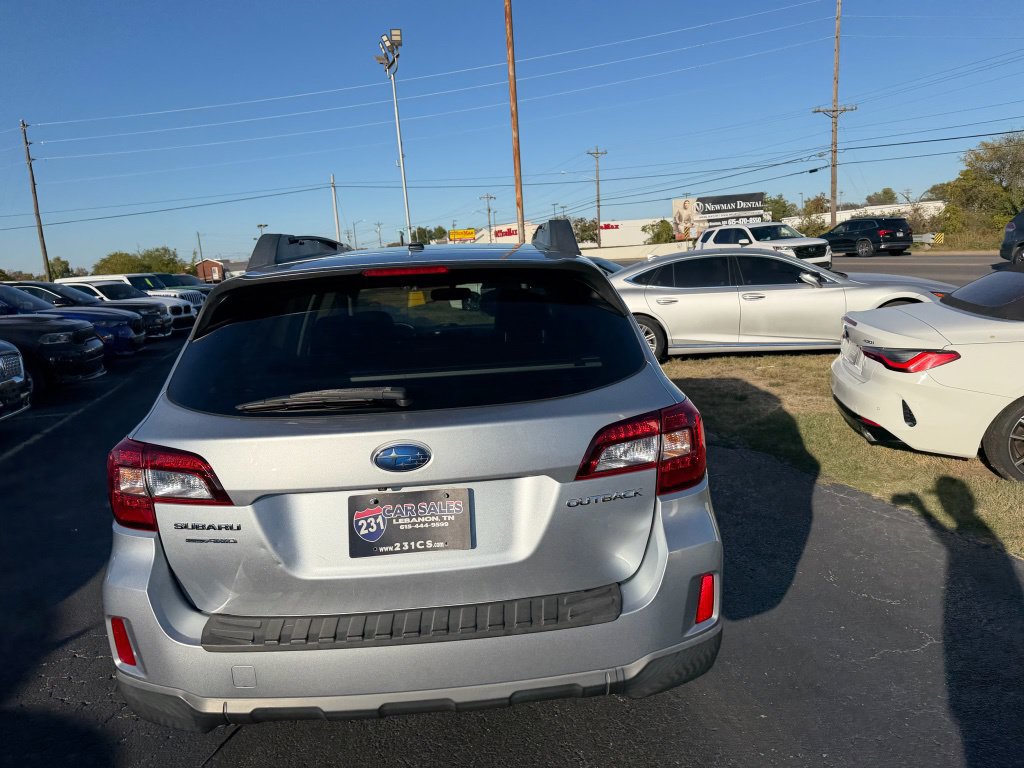 Used 2015 Subaru Outback 2.5i Premium AWD/4WD image 4