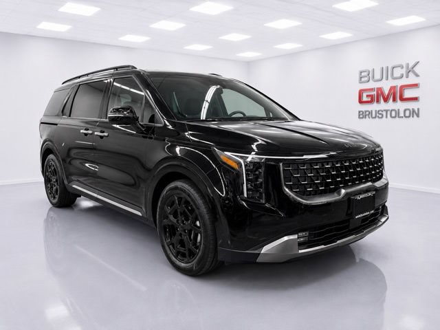 Used 2026 Kia Carnival SX w/ SX Dark Edition Package FWD image 4