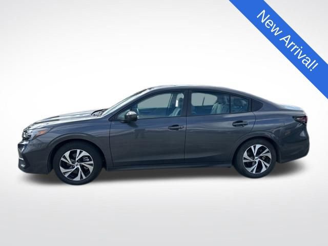 Used 2025 Subaru Legacy Premium image 4