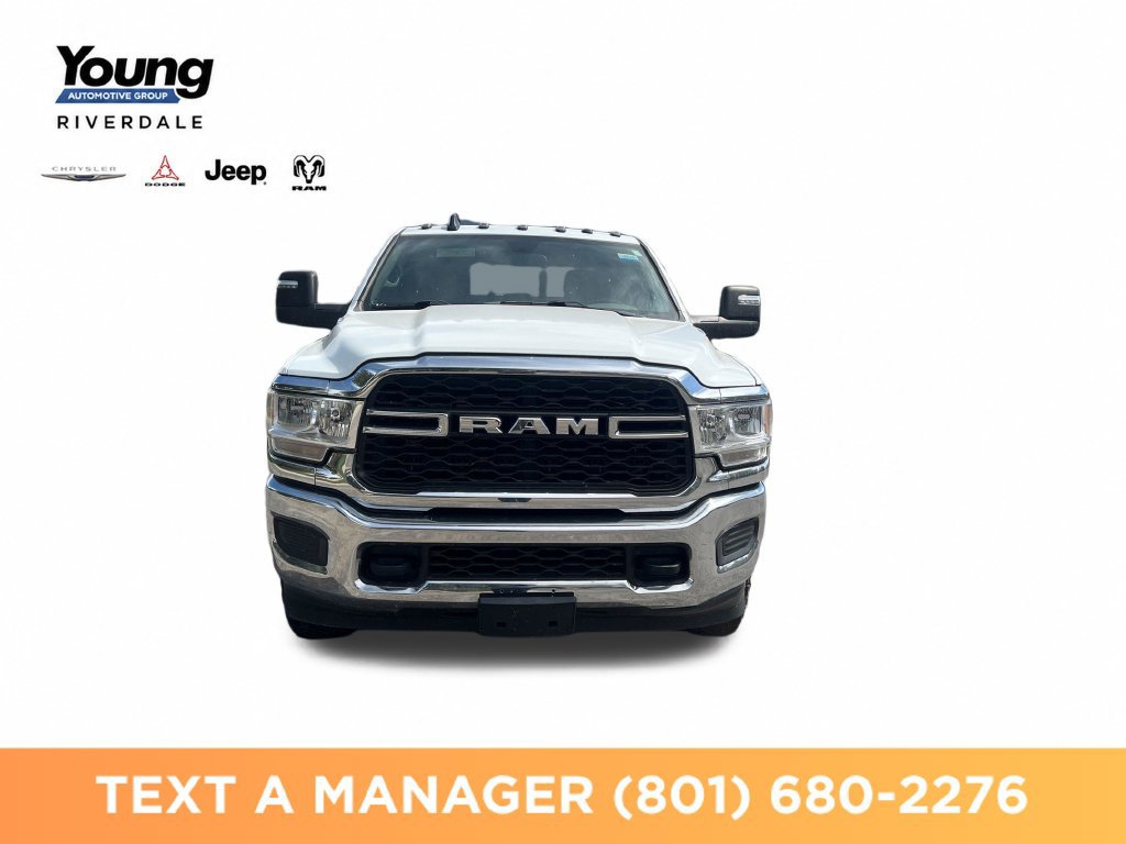 Used 2024 RAM 2500 Tradesman w/ Chrome Appearance Group AWD/4WD image 8