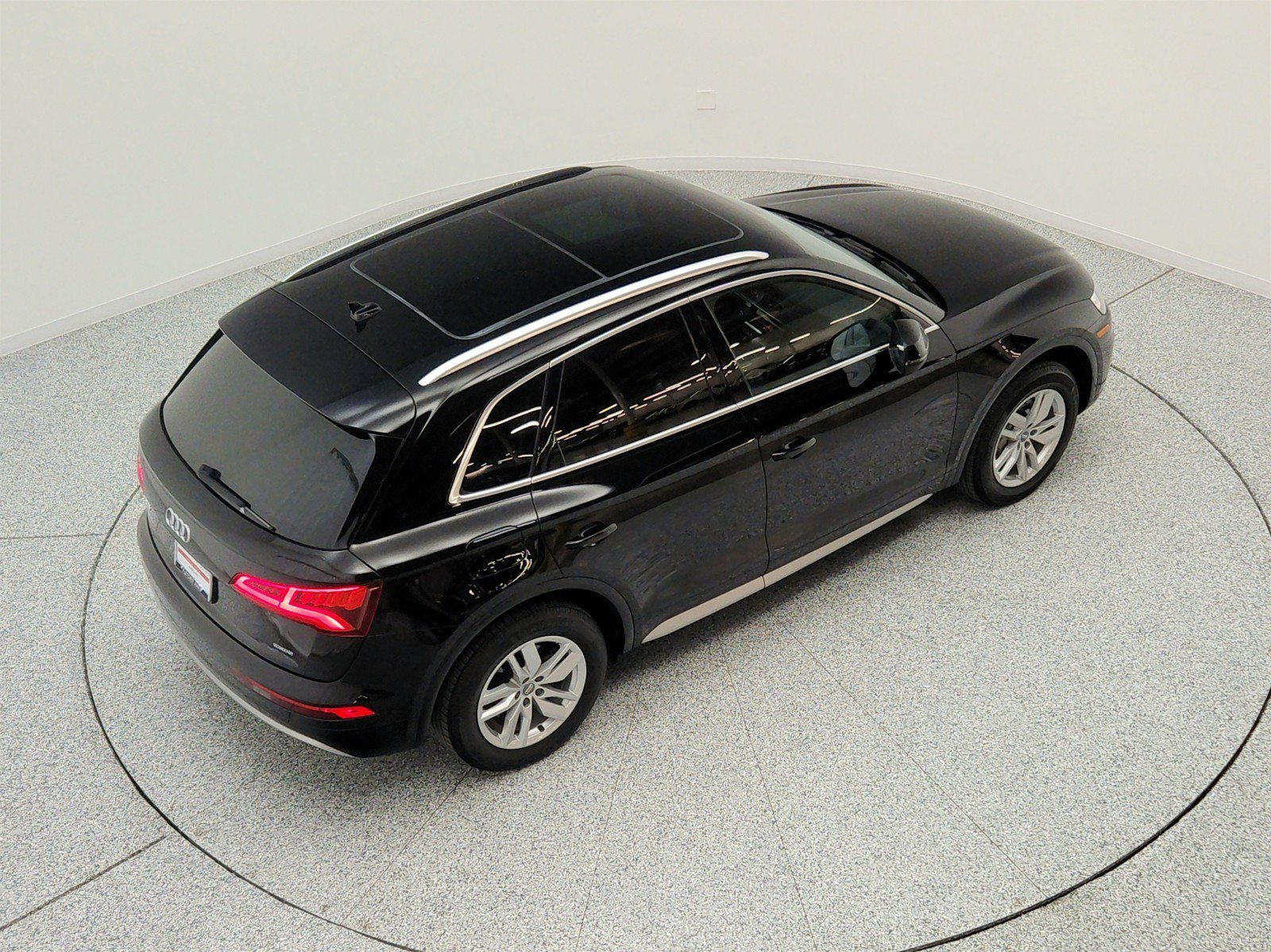 Used 2020 Audi Q5 2.0T Premium w/ Convenience Package AWD/4WD image 26