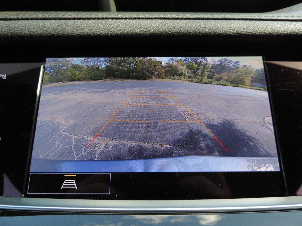 Certified 2025 Cadillac XT5 Premium Luxury image 30