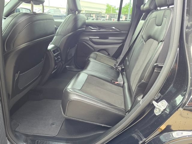 Used 2023 Jeep Grand Cherokee Altitude AWD/4WD image 32