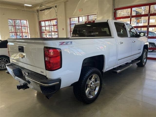 Used 2015 Chevrolet Silverado 2500 LTZ AWD/4WD image 6