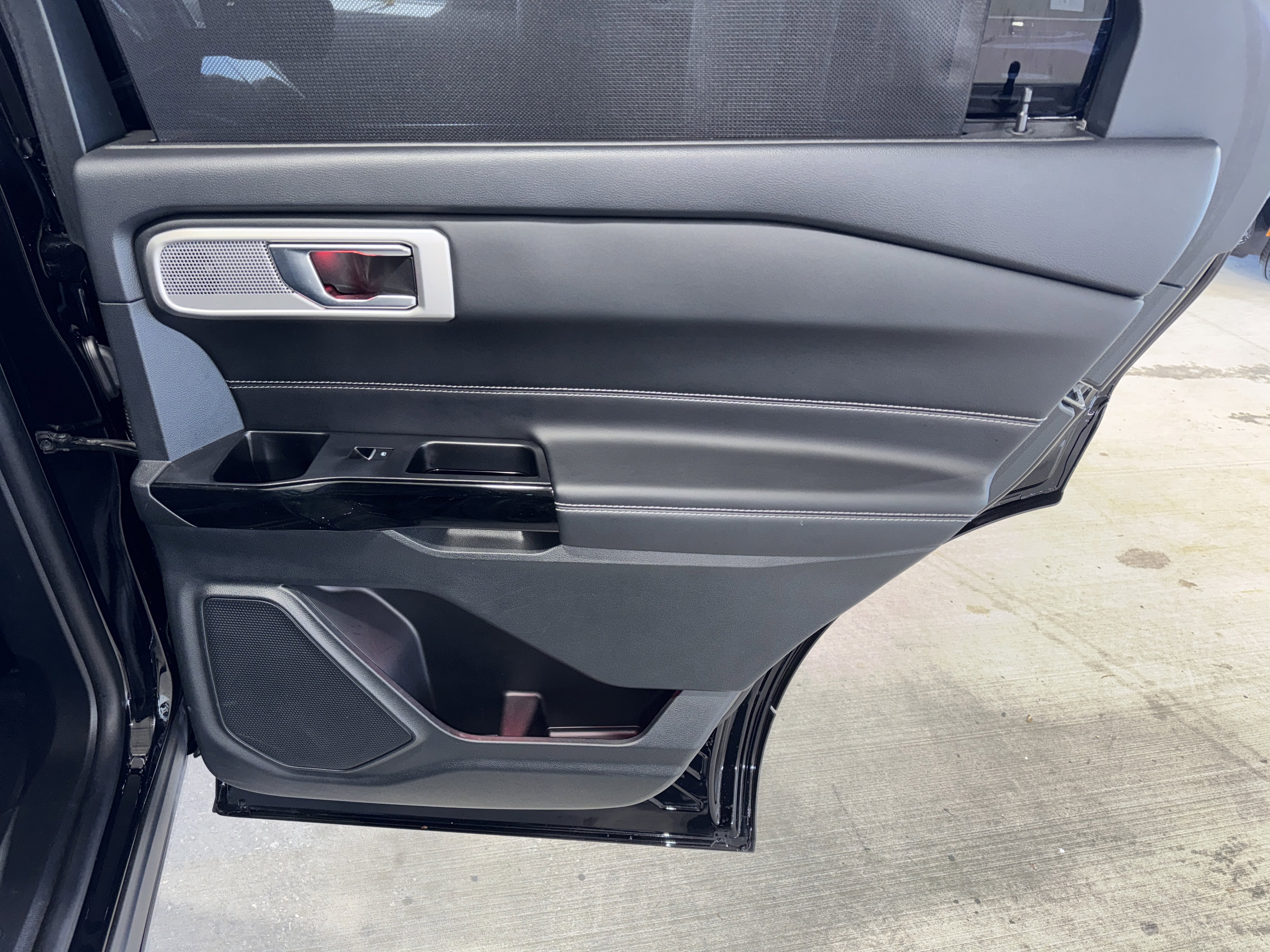 Used 2024 Ford Explorer ST w/ Equipment Group 401A image 11