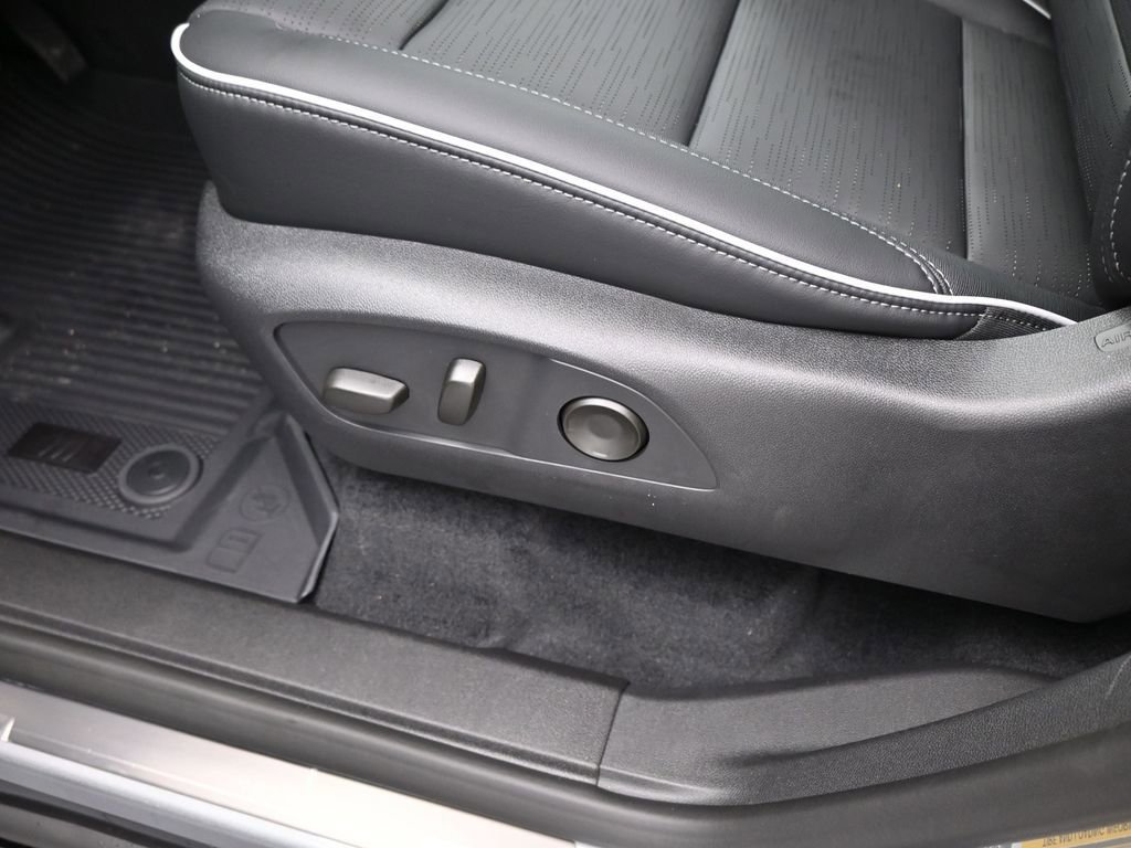 New 2026 Buick Enclave Sport Touring w/ Power Package image 10