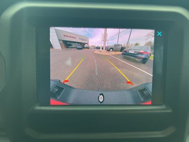 Used 2022 Jeep Gladiator Willys image 14