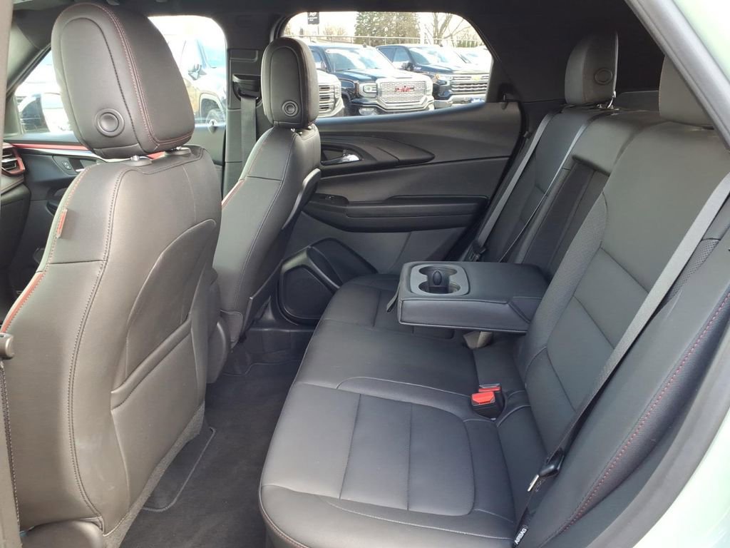 Used 2024 Chevrolet TrailBlazer RS w/ Convenience Package image 5