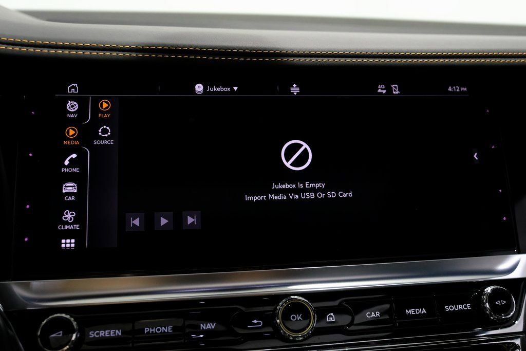 Used 2024 Bentley Flying Spur V8 image 26