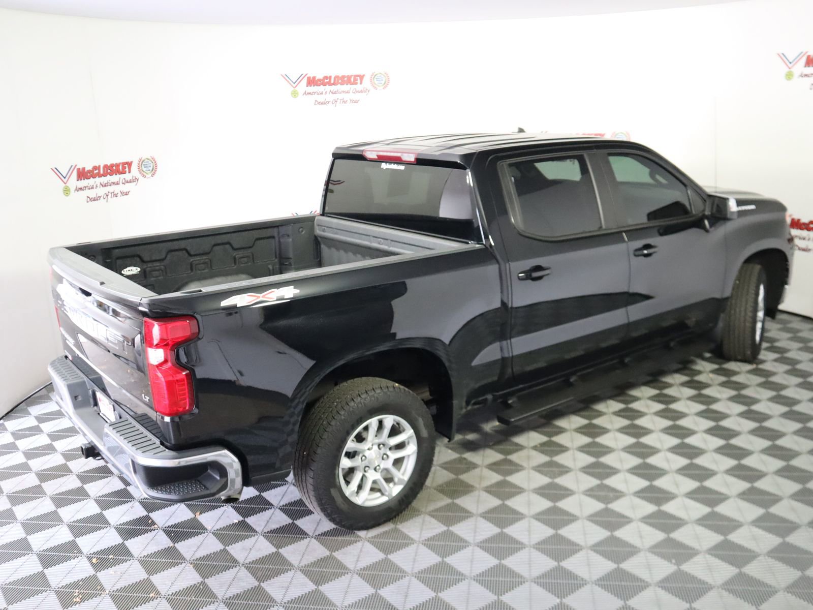 Used 2022 Chevrolet Silverado 1500 LT image 4
