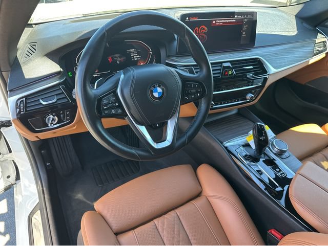 Used 2021 BMW 540i w/ Premium Package RWD image 12
