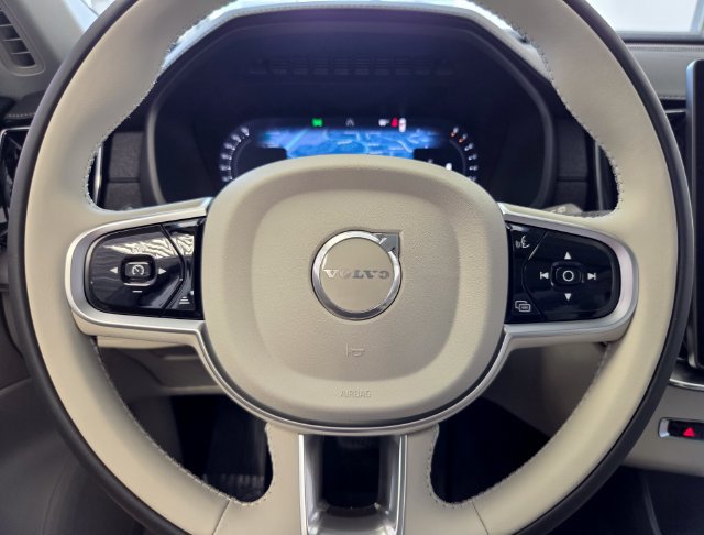 New 2026 Volvo XC90 B6 Ultra w/ Protection Package AWD/4WD image 23