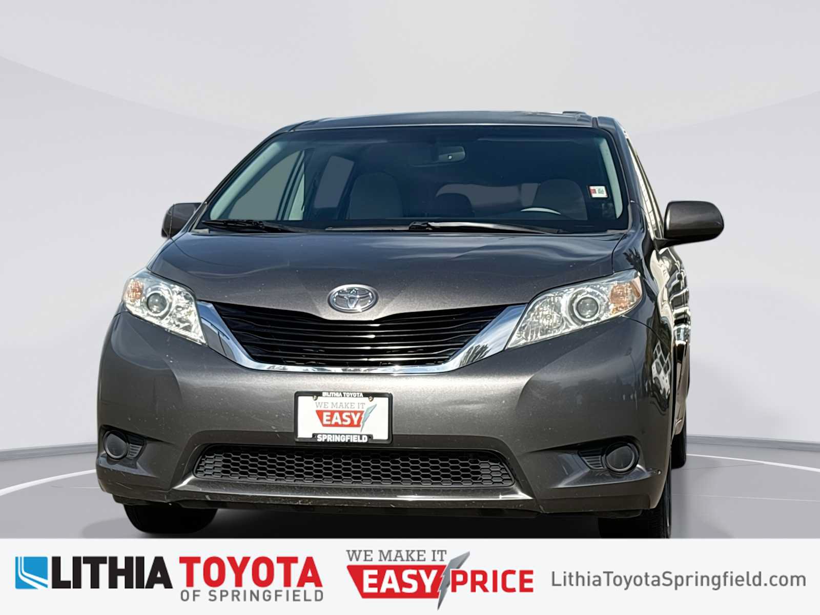 Used 2014 Toyota Sienna LE