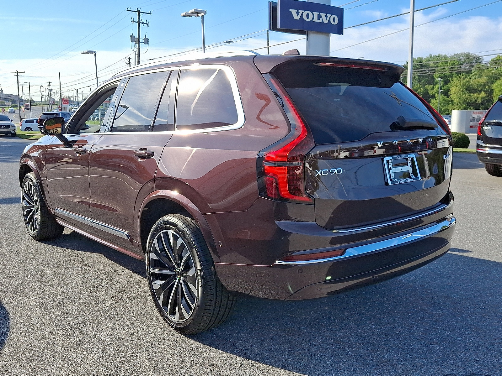 New 2026 Volvo XC90 B6 Plus image 3
