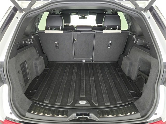 Certified 2023 Land Rover Discovery Sport SE R-Dynamic image 14