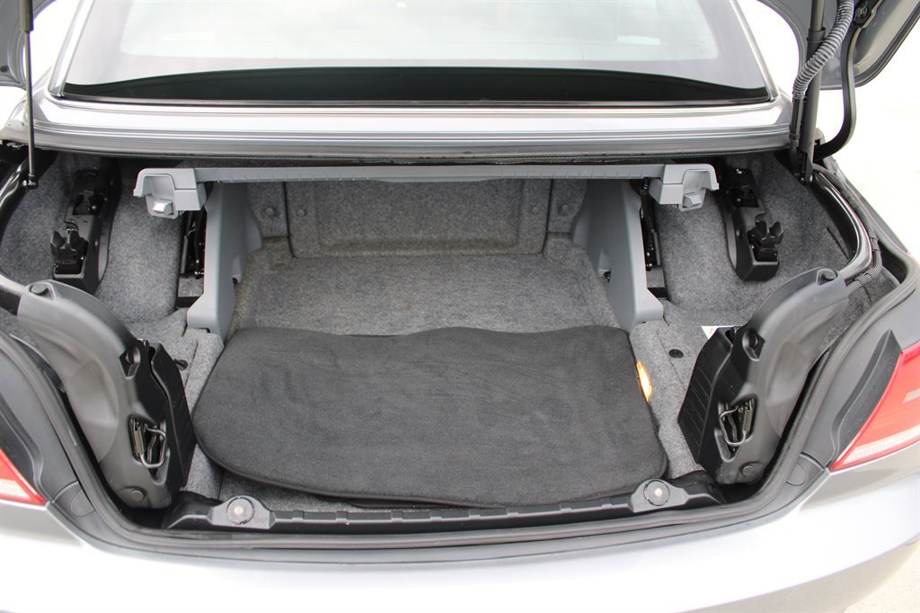 Used 2008 BMW 328i Convertible image 29