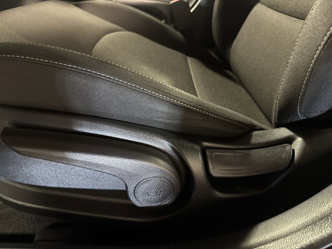 Certified 2023 Kia Forte LXS image 17