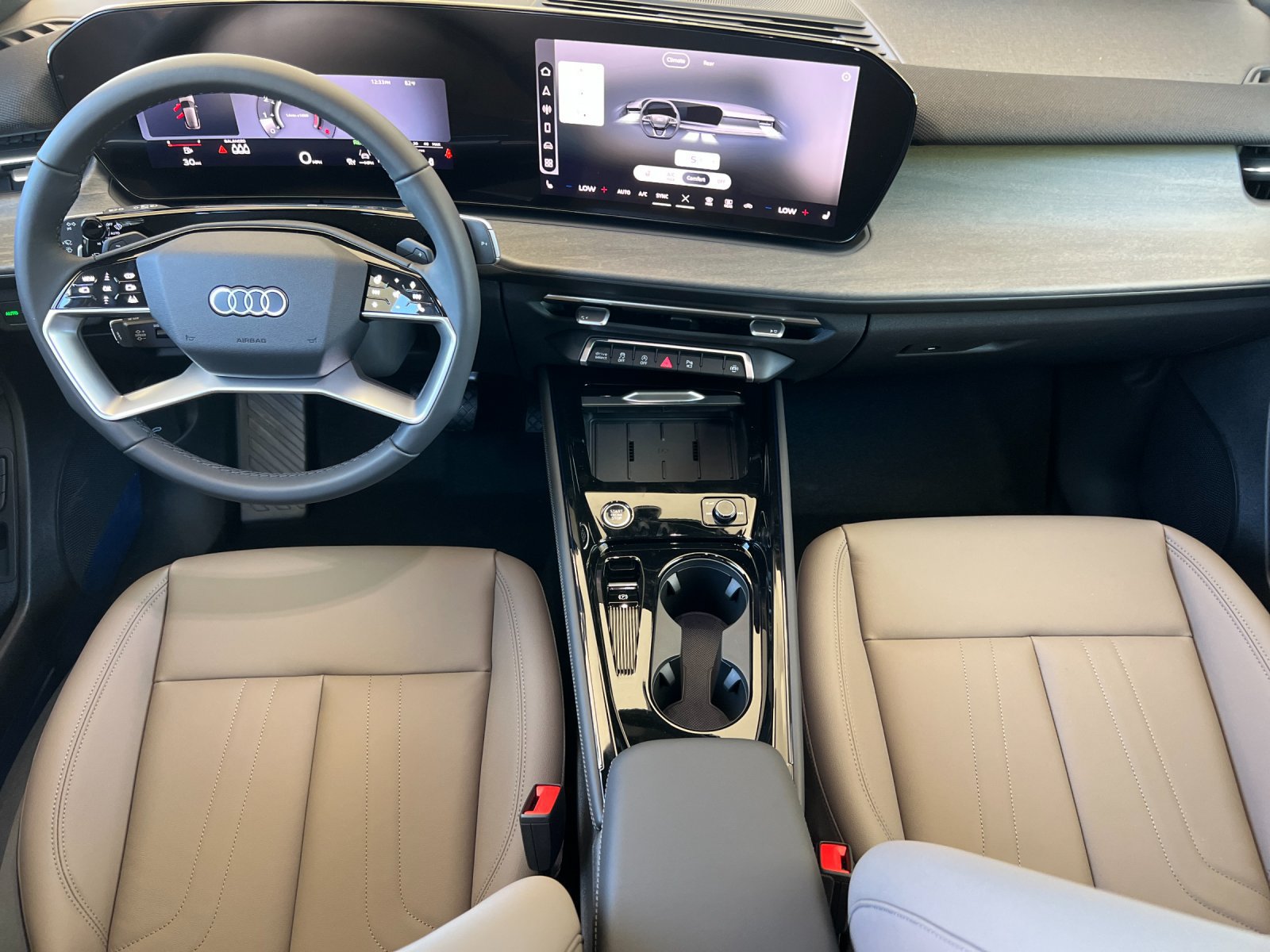 New 2026 Audi Q3 quattro 2.0T AWD/4WD image 13